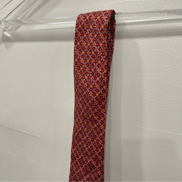 Saks Fifth Avenue Red Floral Printed Silk Tie Made In Italy - Picture 3 of 10